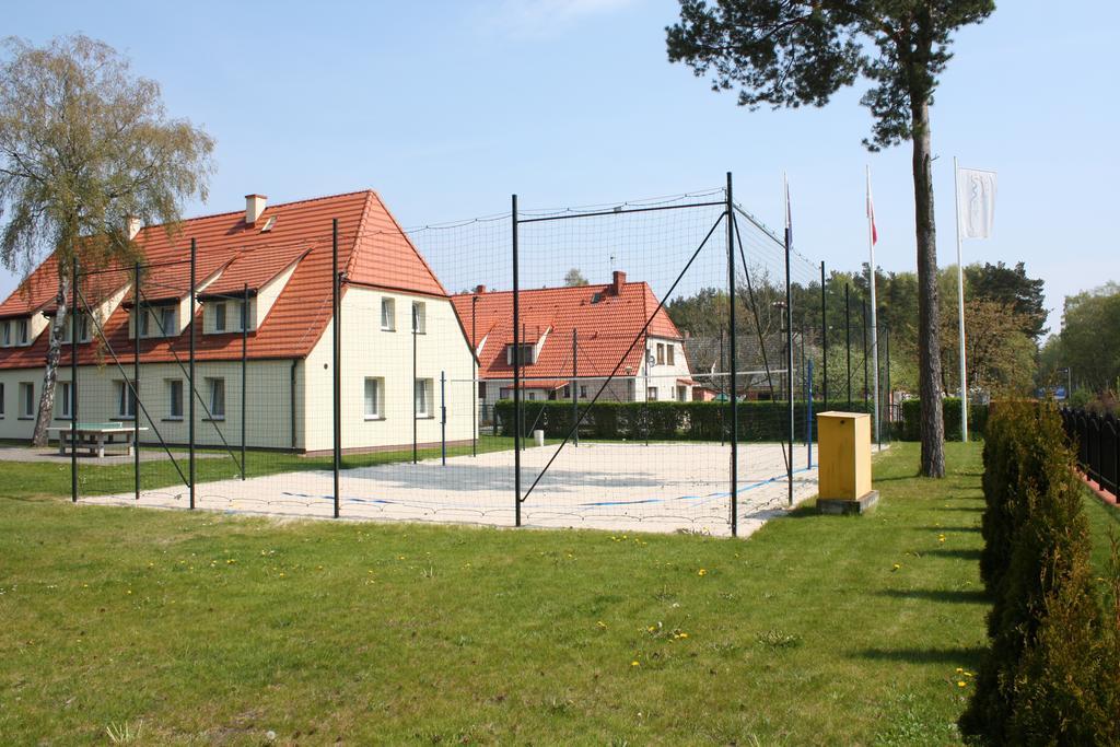 Osrodek Wypoczynkowy Merkury Mrzezyno Luaran gambar